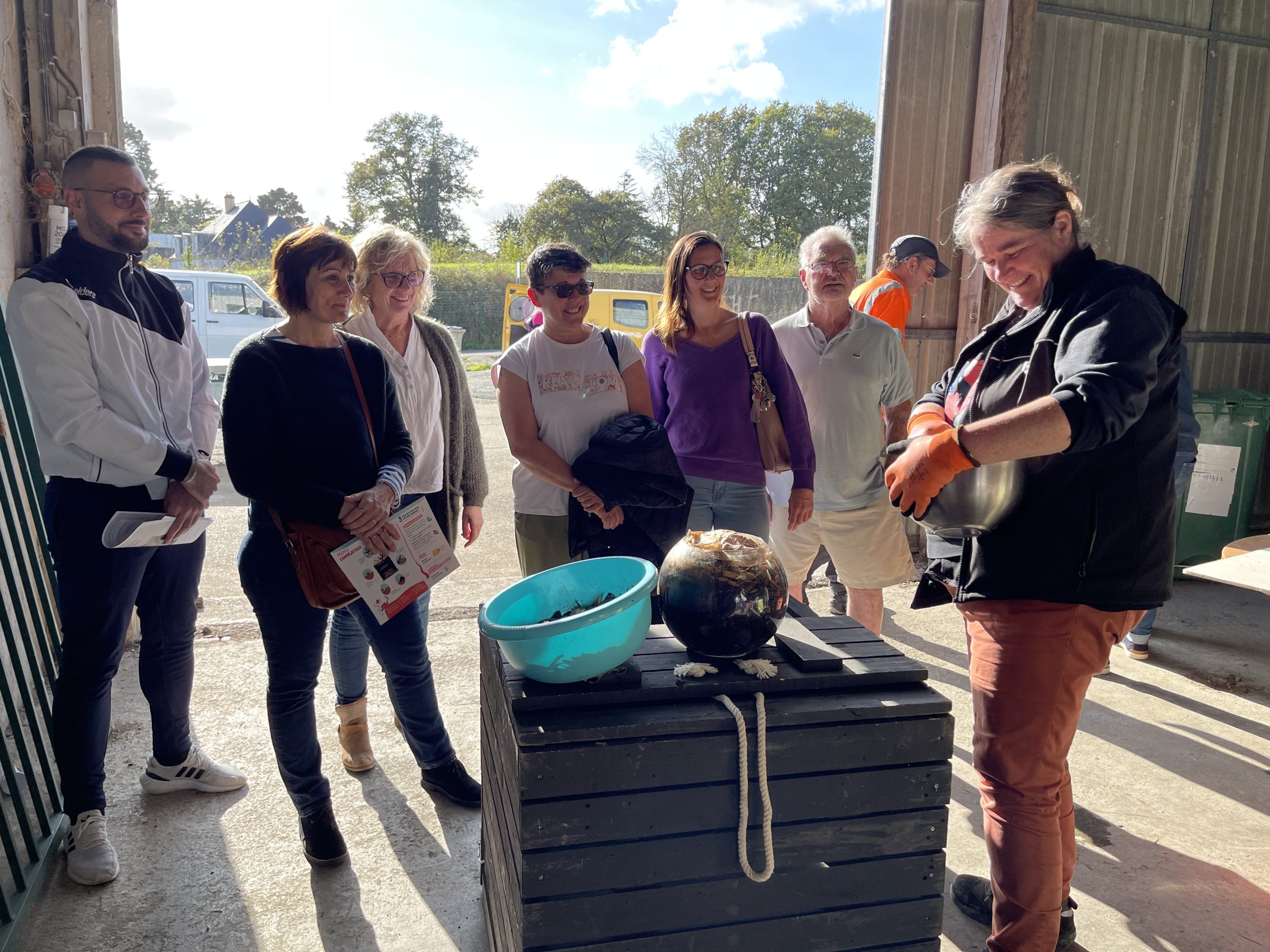 Distribution de composteurs et initiation au compostage