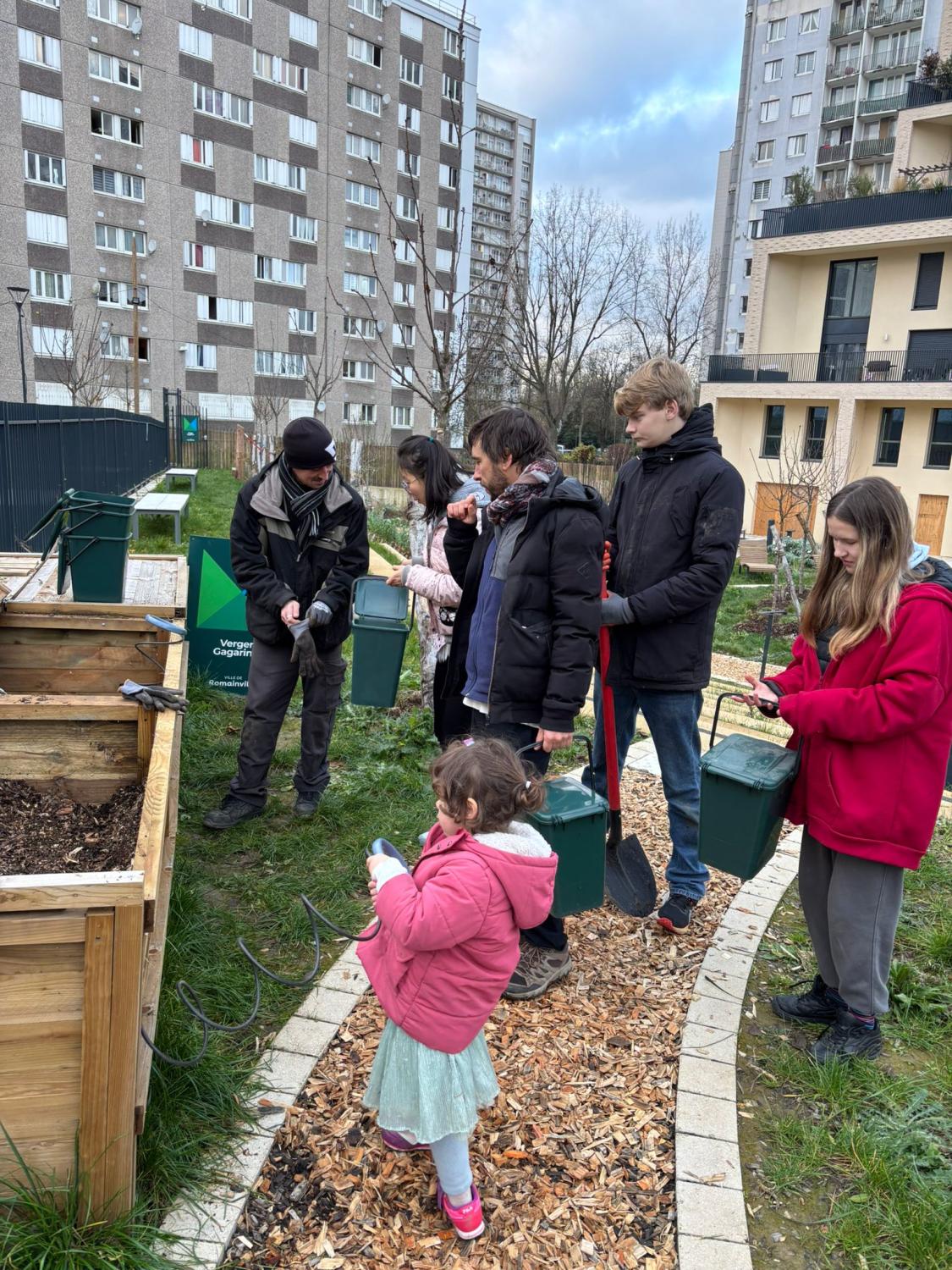 Inauguration du composteur de quartier Gagarine