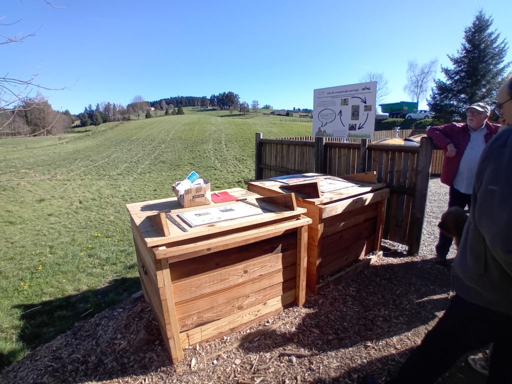 Inauguration site de compostage partagé à Saint-Romain-Lachalm (43)